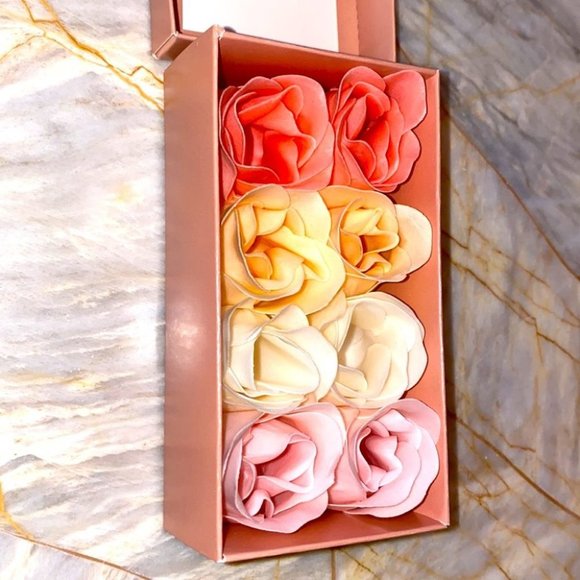 Forever Avon 8 Soaps Roses - Picture 3 of 9